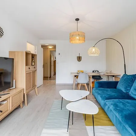 Beau T2 Avec Terrasse Proche Des Plages Appartement