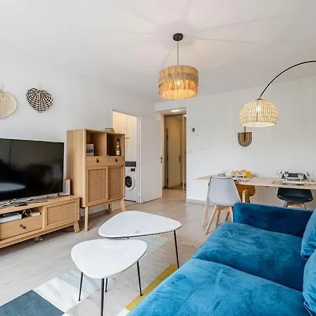 Appartement Beau T2 Avec Terrasse Proche Des Plages *